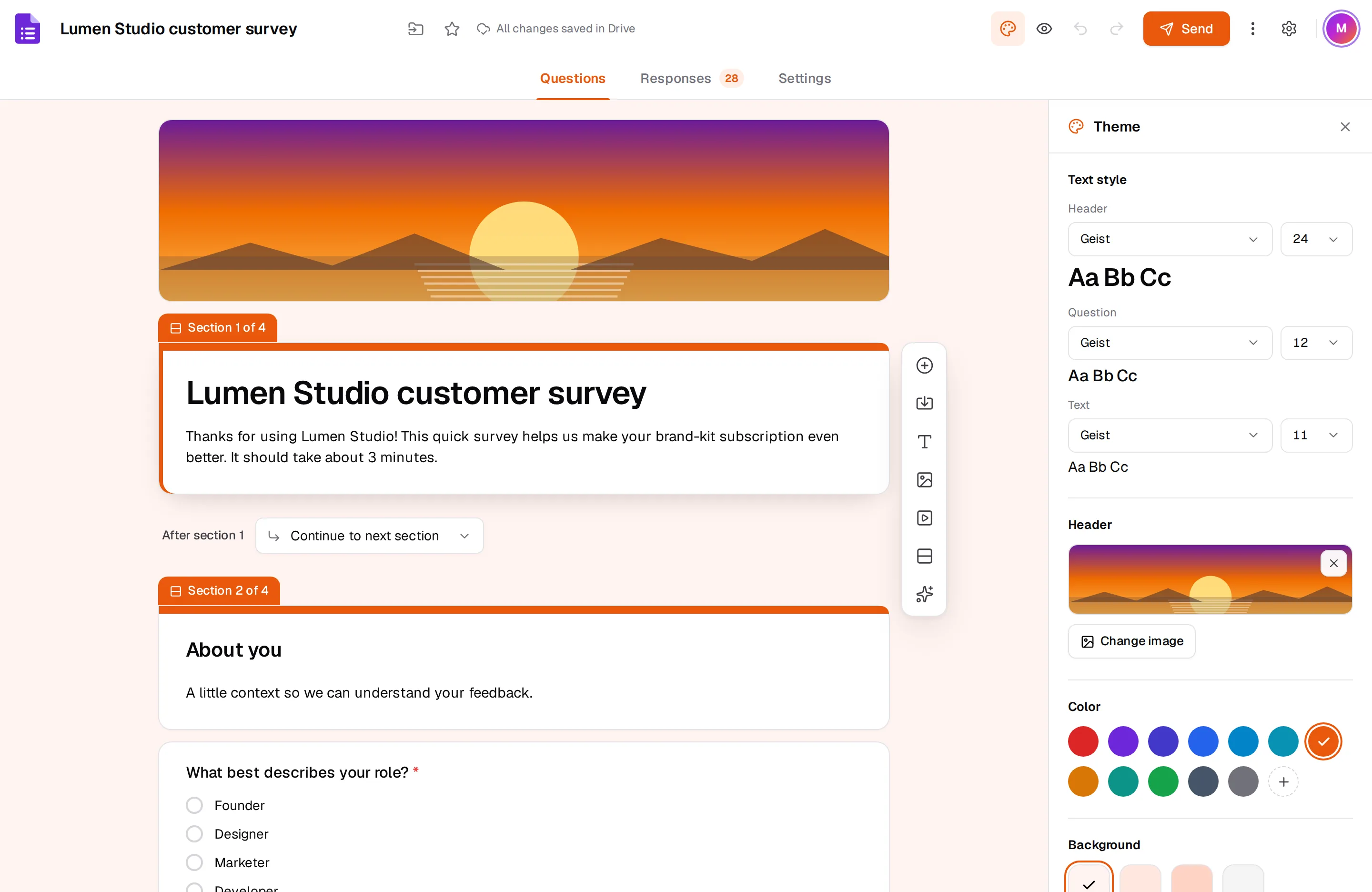 The theme panel with colors, fonts and a header image